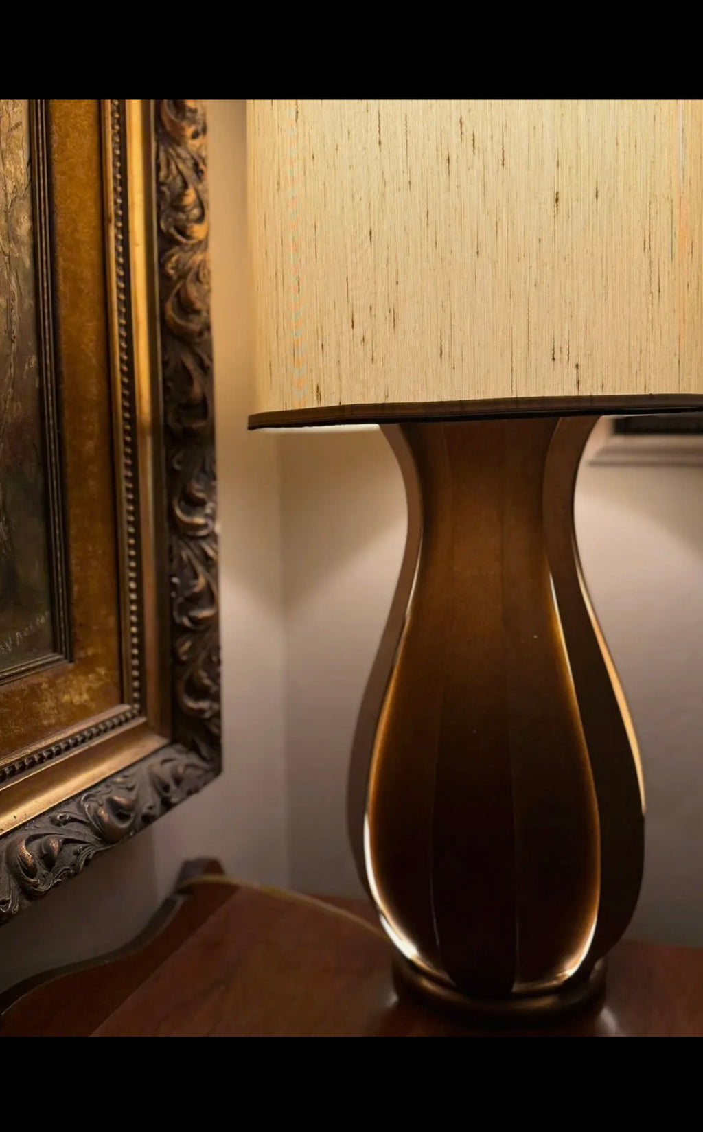 Vintage Sculptural Backlit Table Lamp
Mid Century Modern C1960s