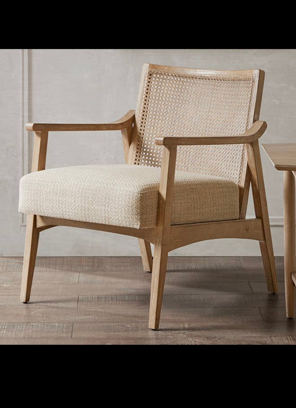 Modern Farmhouse Wood Armchair
Living Room Accent Chair