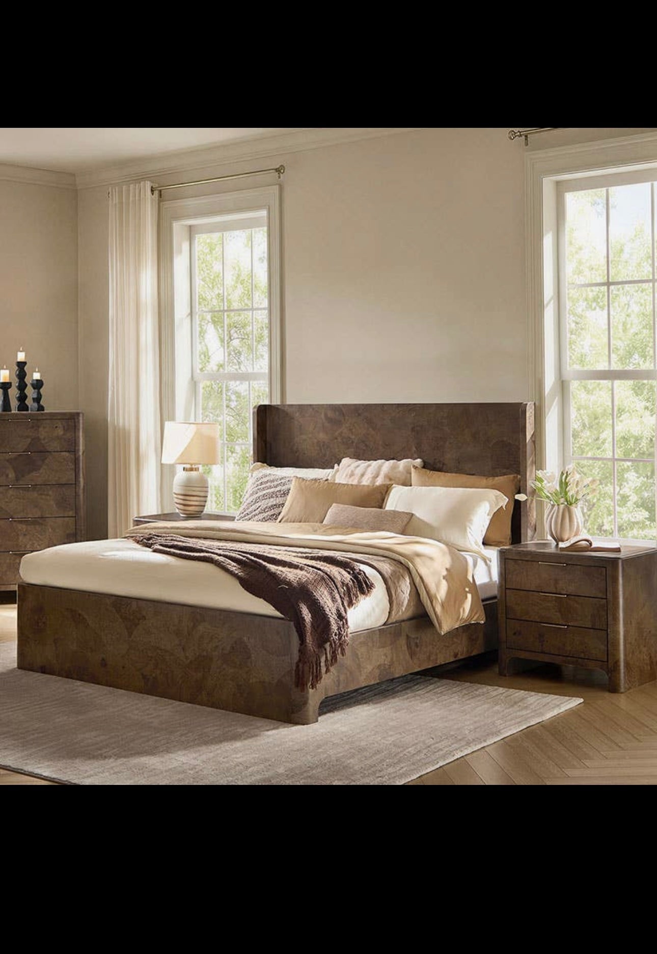 Rutilus King Bed