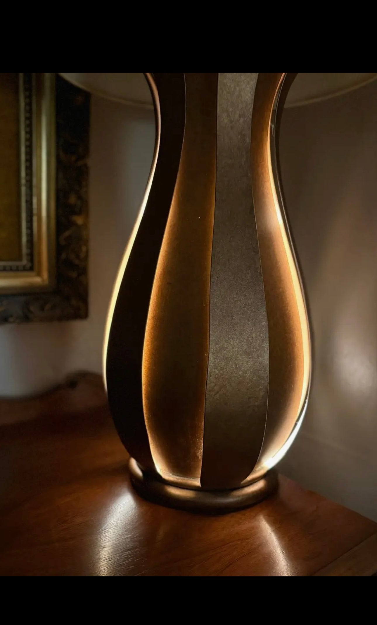 Vintage Sculptural Backlit Table Lamp
Mid Century Modern C1960s
